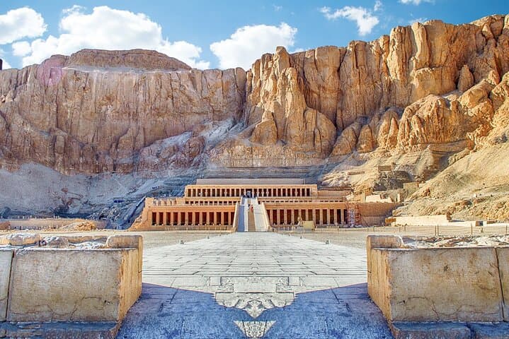 Sunrise Hot Air Balloon Over Luxor with Valley of the Kings & Hatshepsut Temple