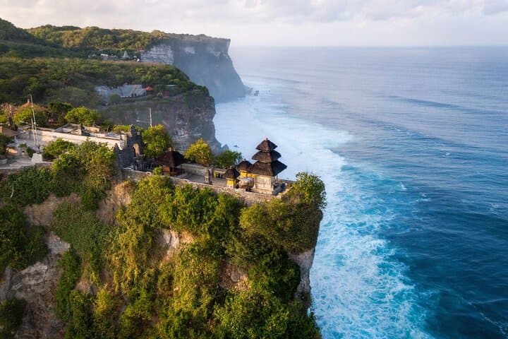 Uluwatu Temple & Kecak Fire Dance: Melasti Beach Sunset Cultural Tour photo 2