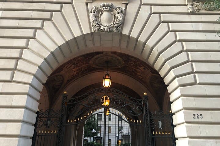 Private NYC Horror Movie Locations Walking Tour — Upper West Side Film Sites & Film History photo 5