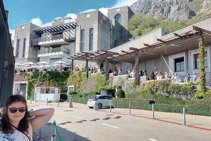 Private Table Mountain & Cape Point Full-Day Tour with Penguins and Cable Car photo 2