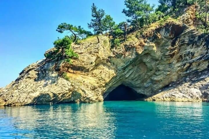 Full-Day Oludeniz Boat Tour: Blue Cave, Butterfly Valley & Island Bays photo 1