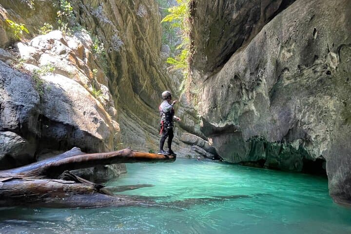Matacanes Canyon Canyoneering: Full-Day Rappels, Jumps & Underground Pools