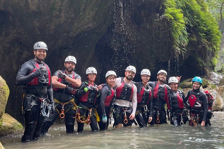 Matacanes Canyon Canyoneering: Full-Day Rappels, Jumps & Underground Pools photo 3