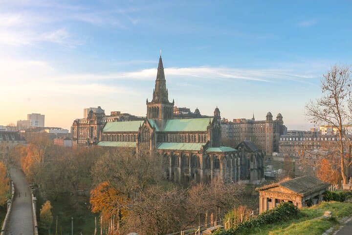 Glasgow Scavenger Hunt: Self-Guided Walking Tour of City Highlights photo 2