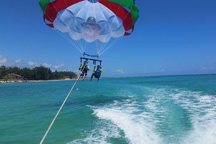 Bavaro Combo Adventure: Parasail, Hookah Dive & Natural Pool Party in Punta Cana photo 6