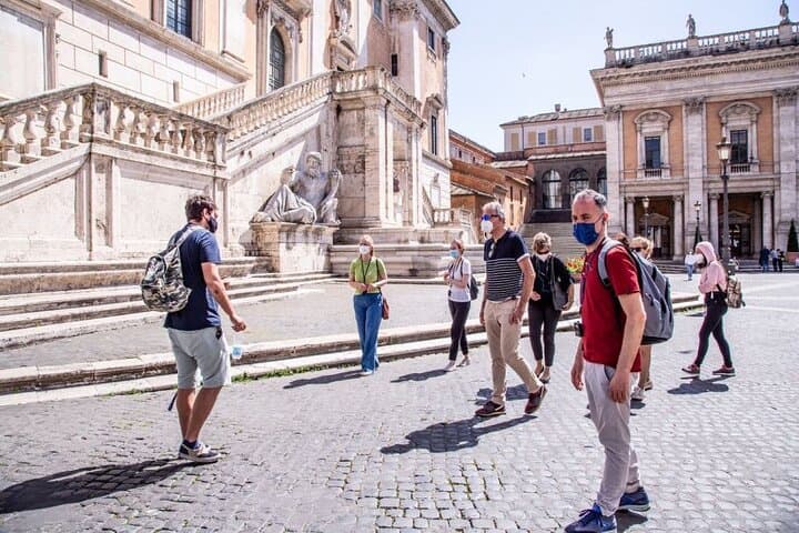 Explore Rome's Jewish Ghetto: 2-Hour Walking Tour to Synagogue, Tiber Island & Turtle Fountain photo 6