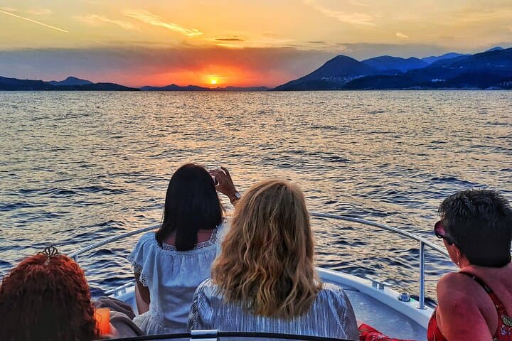 Dubrovnik Private Sunset Boat Cruise: Romantic 90-Minute Tour with Sparkling Wine photo 1