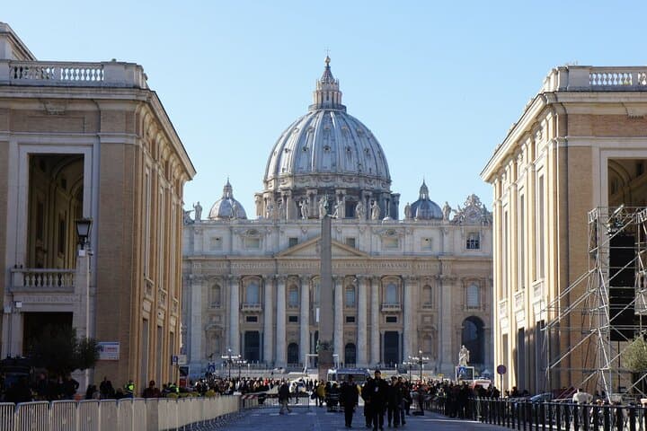 Pedal Rome's Ancient Heart: 3-Hour Private Bike Tour photo 4