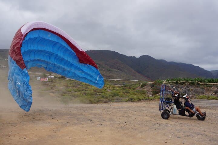 Paratrike Flight Over Tenerife South: 20-Minute Private Aerial Experience photo 6