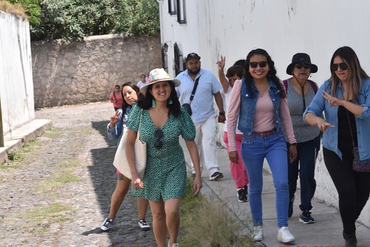 Aculco Full-Day Private Tour: History, Waterfalls & Otomí Crafts photo 5