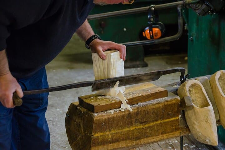 Amsterdam to Zaanse Schans: Windmills, Cheese & Clogs Half-Day Tour
