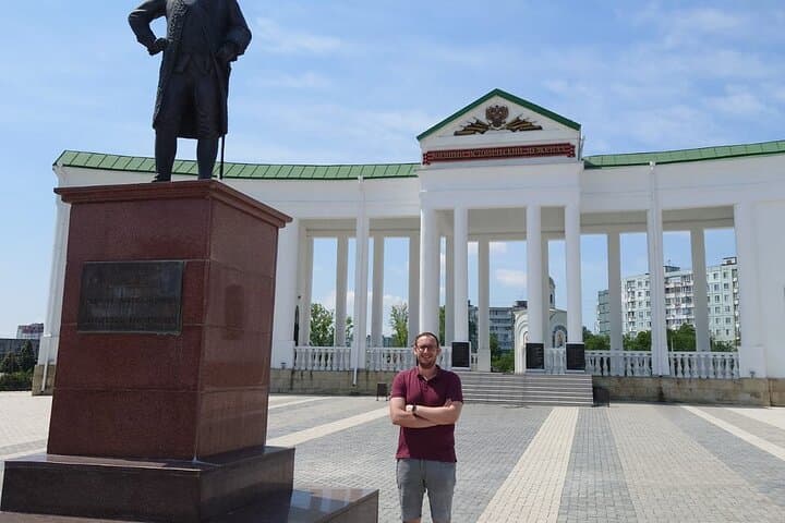 Transnistria Tour from Chisinau: Explore a Soviet Time Capsule photo 6