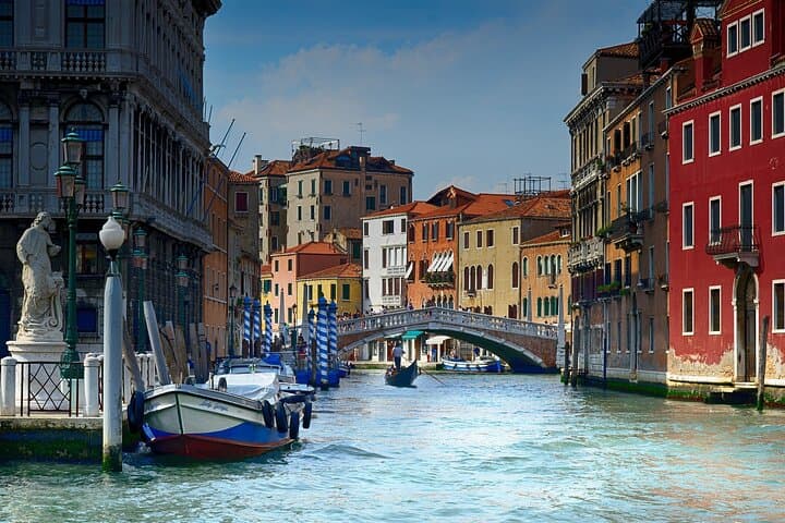 Ravenna to Venice Private Transfer with 2-Hour Stop at Pomposa Abbey photo 6