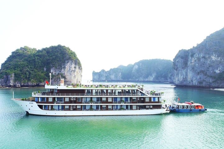 Luxury 3-Day Ninh Binh & Ha Long Bay Cruise from Hanoi