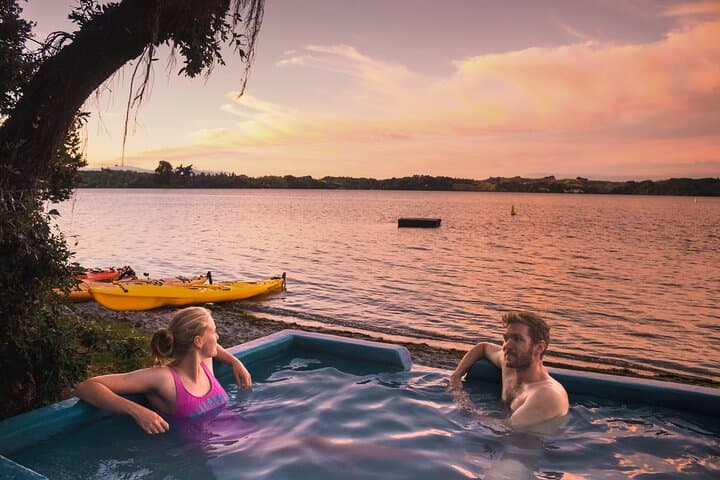 Starlight Kayak & Glowworm Soak on Lake Rotoiti — Rotorua Evening Tour photo 2