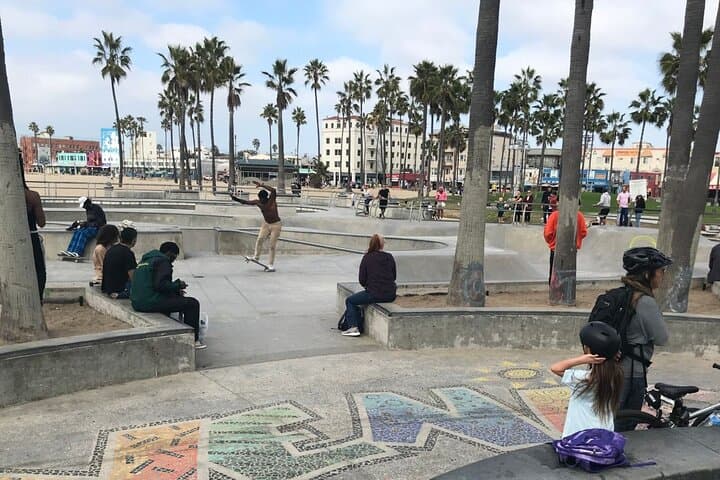 Secrets of Venice Boardwalk: Self-Guided Puzzle Adventure in Los Angeles photo 3