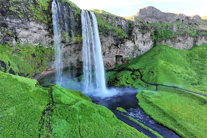 Private South Coast Tour with Katla Ice Cave — Seljalandsfoss, Skógafoss & Reynisfjara photo 3
