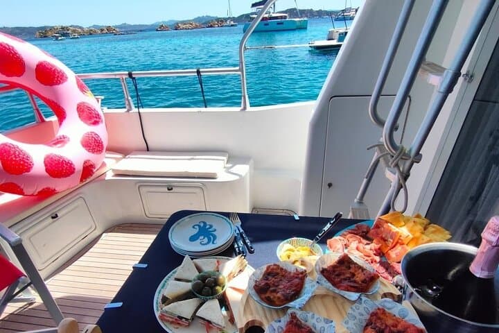 La Maddalena Archipelago Private Motorboat Tour – Full-Day DC12 Excursion photo 6