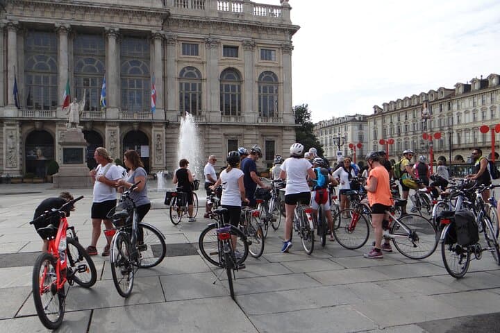 Surprising Turin by Bike: Parks, Palaces and River Routes
