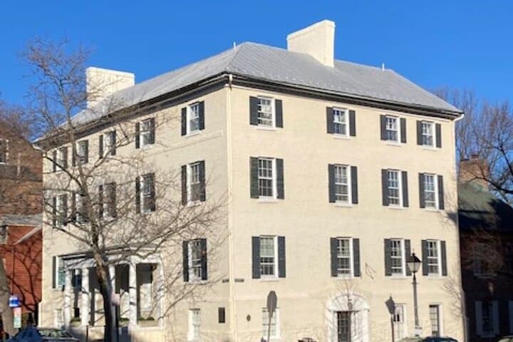 Walking Tour of George Washington's Alexandria: Old Town History Walk photo 5