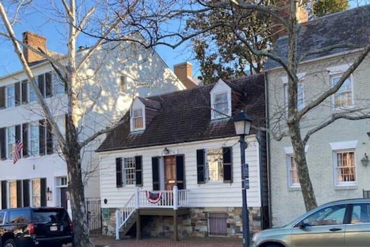 Walking Tour of George Washington's Alexandria: Old Town History Walk photo 2