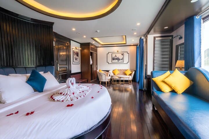 Halong Bay Luxury 2-Day Rosa Cruise: Overnight from Hanoi photo 3