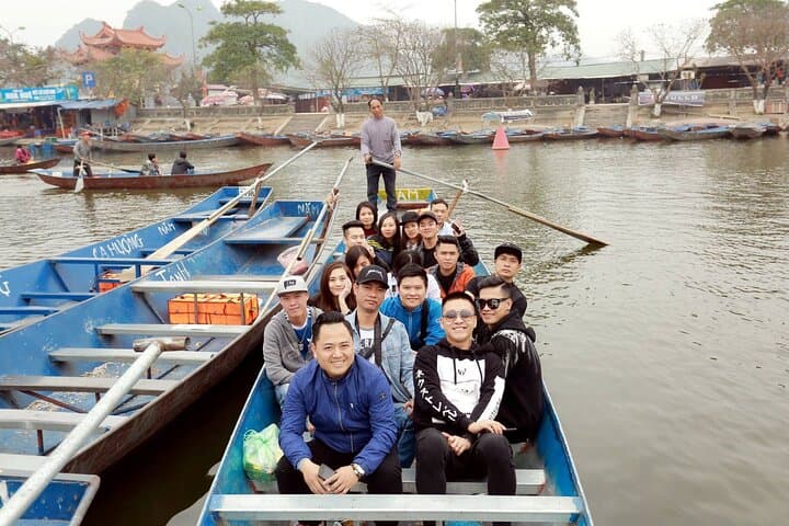 Perfume Pagoda Day Trip from Hanoi — Boat to Huong Tich Cave & Thien Tru Pagoda photo 4