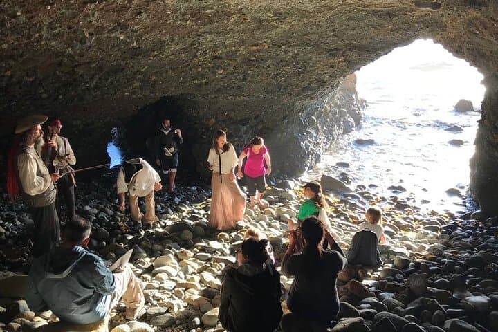 Exploring Dana Point’s Pirate Sea Cave Tide Pools: A Coastal Adventure photo 4