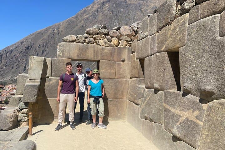 4-Day Cusco to Machu Picchu & Vinicunca Rainbow Mountain Tour photo 6