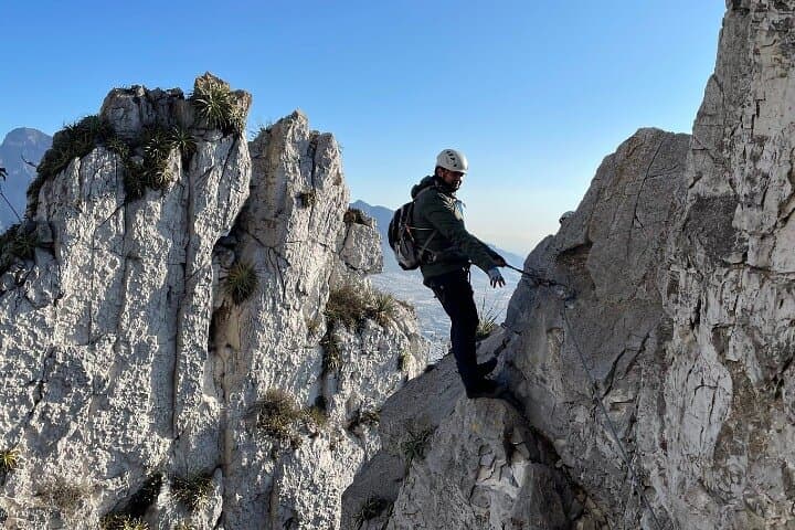 Nido de los Aguiluchos Rock Climbing & Rappelling — Monterrey Adventure photo 4