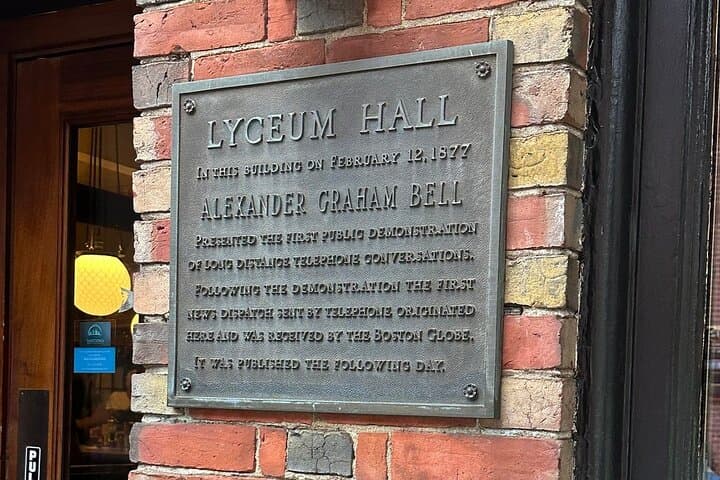 Historian's Guide to the Salem Witch Trials — Walking Tour of Salem's Dark History photo 4