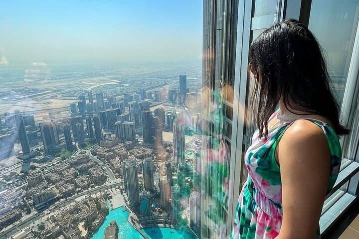 Burj Khalifa At The Top Ticket with Rooftop Dining Experience — Dubai Skyline Views & Rooftop Meal photo 5