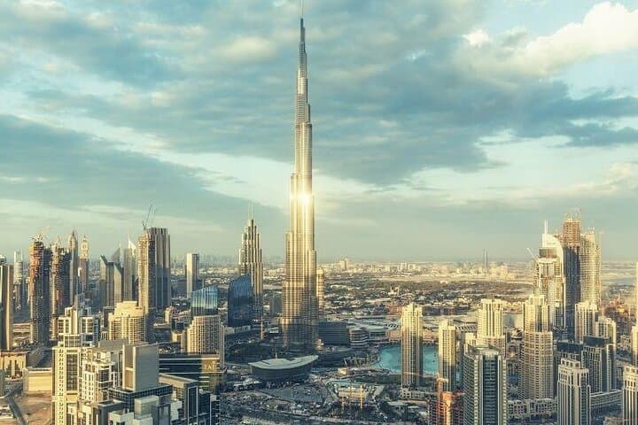 Burj Khalifa At The Top Ticket with Rooftop Dining Experience — Dubai Skyline Views & Rooftop Meal photo 6