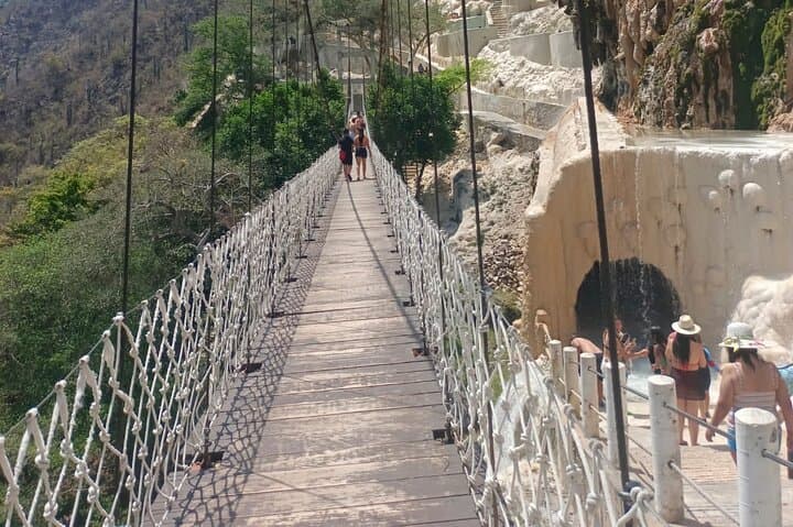 Escape to Tolantongo: Full-Day Private Hot Springs Tour from Mexico City photo 3