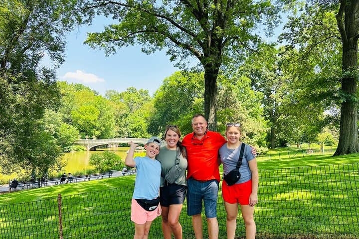 Private Central Park Pedicab Tour: Iconic Sights & Photo Stops photo 6
