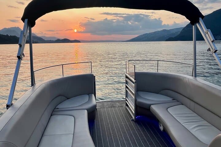 Private Sunset Boat Cruise on Lake Thun from Interlaken