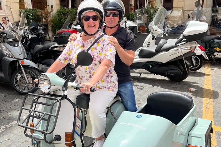 Rome Vespa Sidecar Night Tour with Pickup — Colosseum, Trastevere & Janiculum photo 2