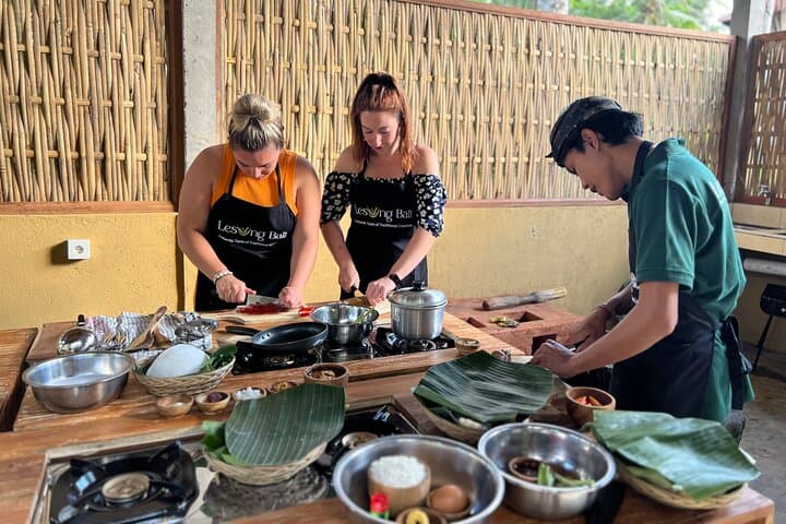 Authentic Balinese Cooking Class in Ubud: Market Tour, Monkey Forest & Tegenungan Waterfall