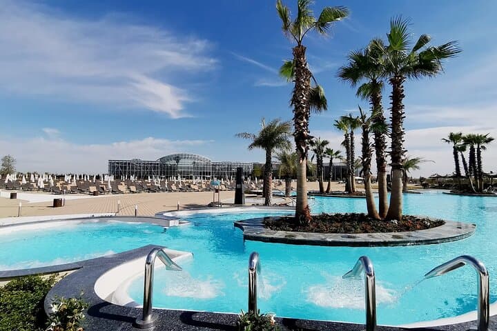 Therme Bucuresti Skip-the-Line Ticket with Transfer from Bucharest photo 2