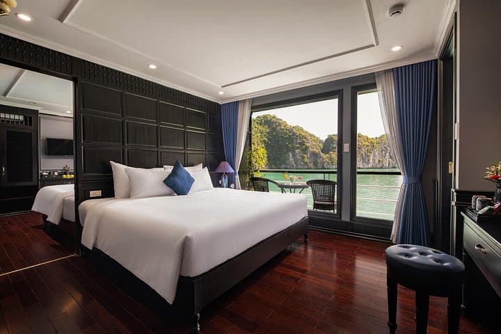 3-Day Luxury Rosy Cruise: Halong & Lan Ha Bay Overnight Itinerary photo 4
