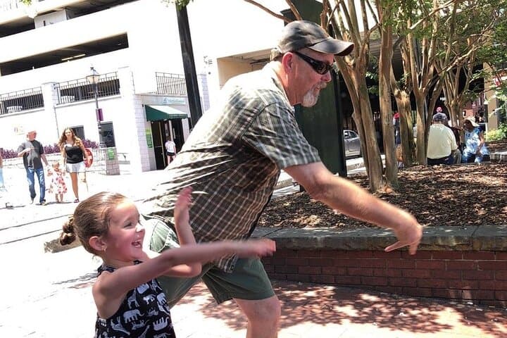 Zombie Scavengers McAllen: Citywide Survival Scavenger Hunt photo 4