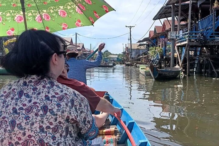 Kampong Phluk & Tonle Sap Village Tour from Siem Reap: Stilt Houses, Boat Rides, Local Life