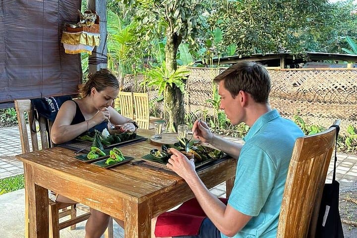 Ubud Balinese Cooking Class: Market Tour, Farm-to-Table Lunch & Local Home Visit photo 2