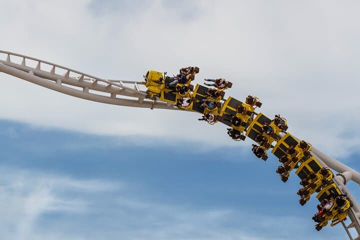 Full-Day Ferrari World and Sheikh Zayed Grand Mosque Tour from Dubai photo 5