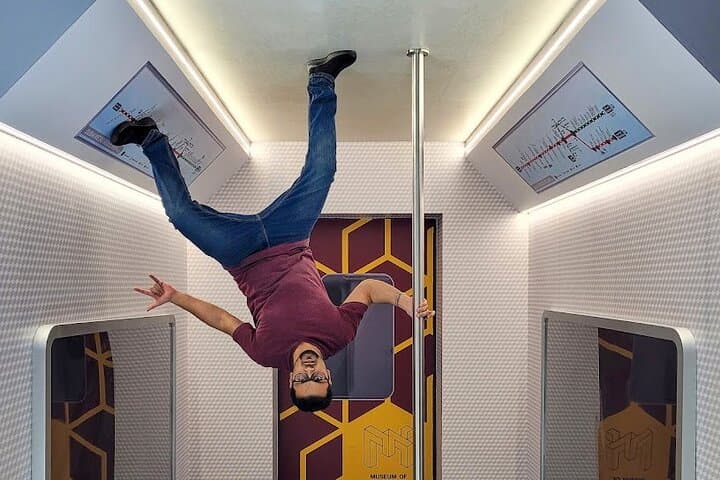 Museum of Illusions Dubai: Interactive Mind‑Bending Visit with Transfer