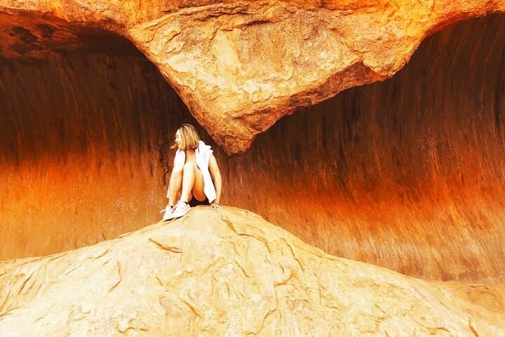 Sunrise at Uluru: Private Cultural Tour with Local Anangu Insights photo 4
