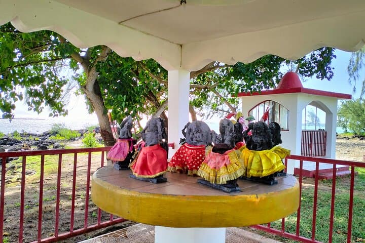 north-coast-mauritius-e-bike-tour-calodyne-to-anse-la-raie photo 3