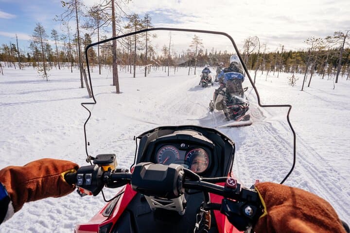 Snowmobile Safari into the Wilderness from Apukka Resort, Rovaniemi photo 6
