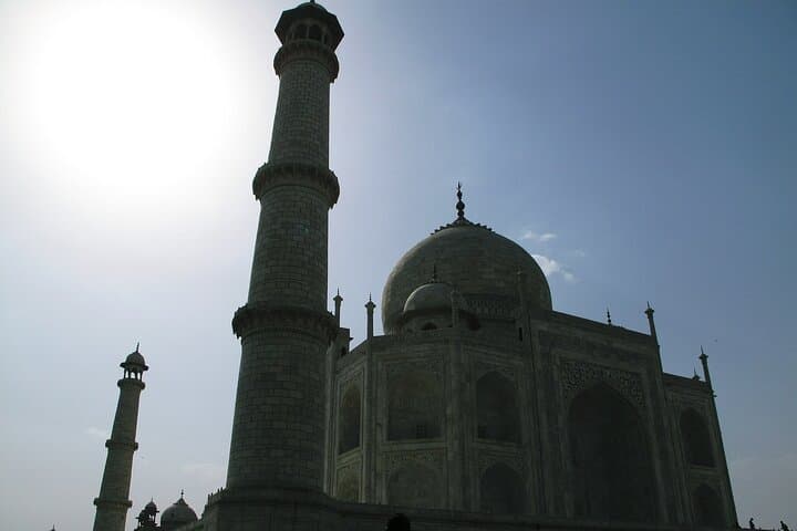 Taj Mahal from Goa: Guided Overnight Agra Tour with Return Flights photo 6