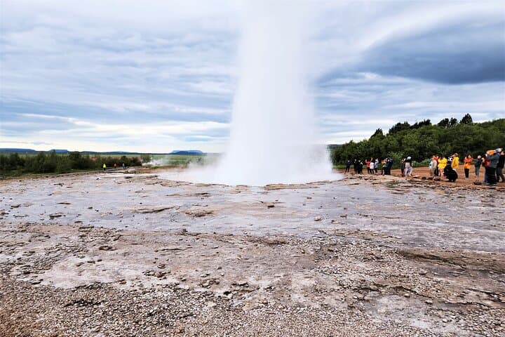 Exploring Iceland’s Golden Circle: A Private Tour Through Timeless Wonders photo 4